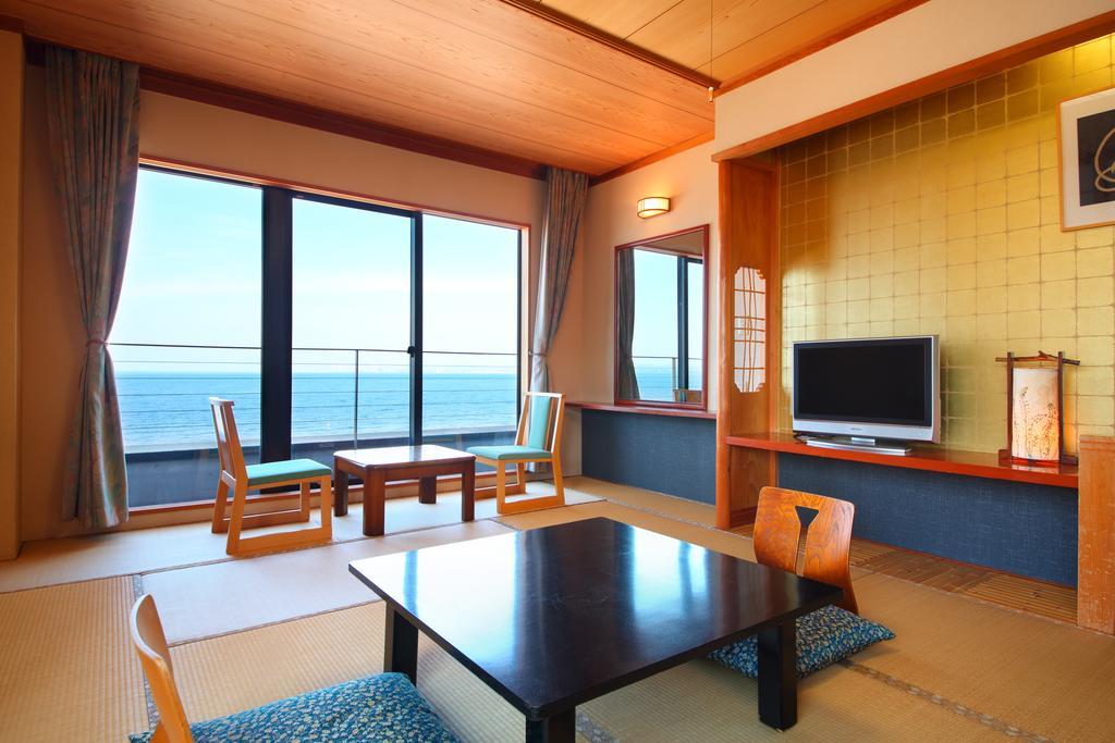 Seaside Hotel Mimatsu Ooetei Beppu Habitación foto